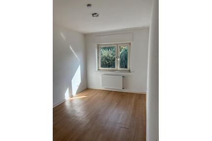 Wohnung 70m2 Alsdorf - Mitte - 595,00&nbsp;EUR Kaltmiete, ca.&nbsp; 70,00&nbsp;m&sup2; in Alsdorf (PLZ: 52477)