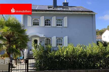 Haus zum Kaufen in Obertshausen 695.000,00 € 178.55 m²