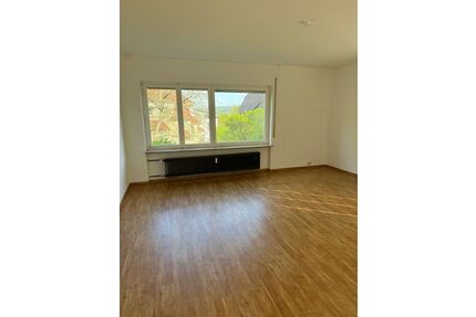 [Entwurf] Neue Immobilie - 1.100,00&nbsp;EUR Kaltmiete, ca.&nbsp; 80,00&nbsp;m&sup2;&nbsp;Wohnfl&auml;che in Stuttgart (PLZ: 70192)
