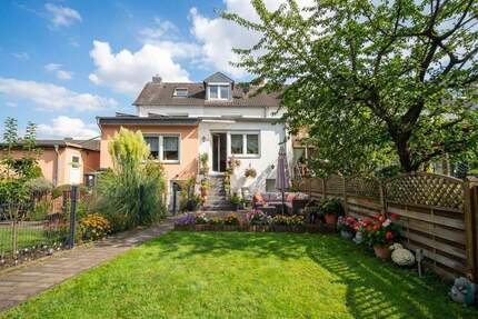 Kernsaniert und kompakt ! Wunderschönes Reihenmittelhaus mit perfekten Garten - Kamp - Lintfort Stadtkern