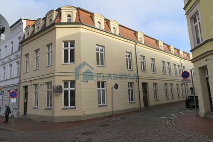 Wohnung zum Mieten in Parchim 1.960,60 € 196.06 m²