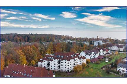 Lichtdurchflutetes Dachgeschoss mit Alpenblick und Seeschnipsel - ruhiges Wohnen in Friedrichshafen