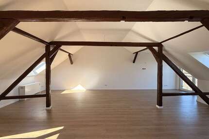 Wohnung zum Mieten in Zwickau 950,00 € 168.5 m²