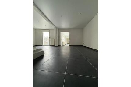 Erdgeschosswohnung mit großem Garten in Ludweiler - Völklingen