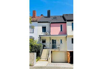 Haus zum Mieten in Mannheim 2.200,00 € 140 m²