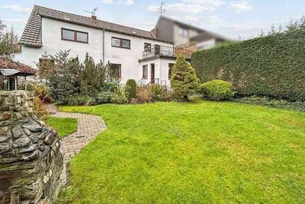 Haus zum Kaufen in Duisburg 349.000,00 € 218.91 m²