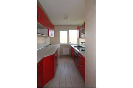 Wohnung zum Mieten in Limbach-Oberfrohna 320,00 € 49 m²