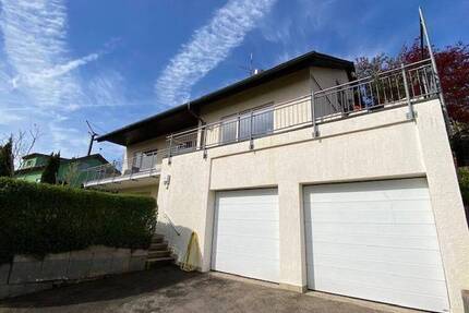ruhig gelegenes 3- Familienhaus mit Panoramablick - Baden-Württemberg - Mühlacker Mühlhausen