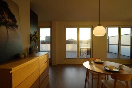 Exklusives Penthouse mit Dachterrasse & Parkblick - Sindelfingen Darmsheim