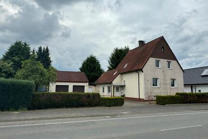Großes Grundstück mit Einfamilienhaus - Leopoldshöhe