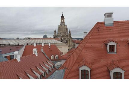 Ihr neues zu Hause im Schlosseck Dresden - Loggia in den ruhigen Innenhof
