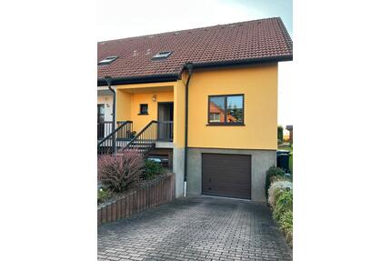 Reihenendhaus in ruhiger Feldrandlage - Geithain