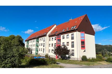 4 Raum Wohnung mit Einbauküche, Balkon und Burgblick - Augustusburg