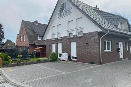 Moderne Doppelhaushälfte zentral in Stade zu verkaufen - Agathenburg