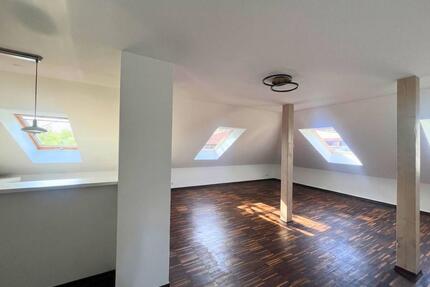 Moderne 2-Zimmer-Wohnung mit EBK und Tageslichtbad in ruhiger Wohnlage in Berlin-Altglienicke