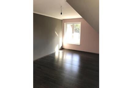 Vermietung ab 01.05.2026, - 850,00&nbsp;EUR Kaltmiete, ca.&nbsp; 114,00&nbsp;m&sup2; in Petershagen (PLZ: 32469)