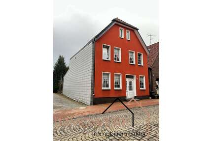 Haus zum Kaufen in Obernkirchen 85.000,00 € 143 m²