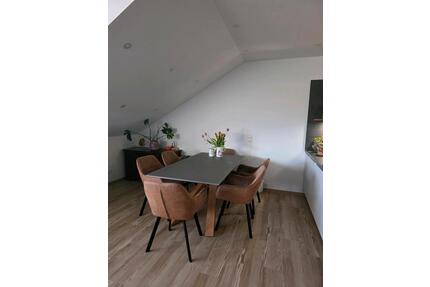 Nachmieter helle 3 Zimmer DG Wohnung FürstensteinHinterberg