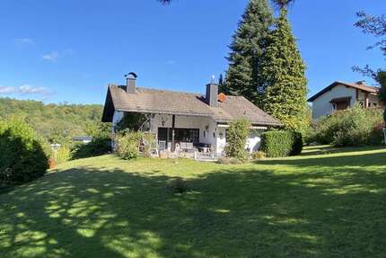 Haus zum Kaufen in Schotten Eichelsachsen 249.000,00 € 132 m² - Schotten / Eichelsachsen