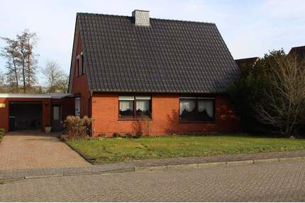 Freistehendes Einfamilienhaus mit 6 Zimmern und großem Grundstück in 26802 Moormerland - Warsingsfehn - Leer Heisfelde