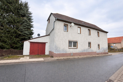 Drei-Seiten-Hof mit viel Wohnfläche in beschaulicher Idylle! - Kaiserpfalz Memleben