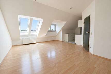 Wohnung zum Kaufen in Coburg 99.000,00 € 47.82 m²