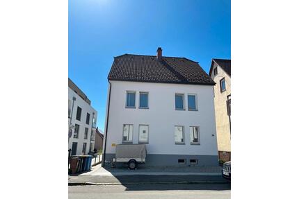 Mehrfamilienhaus mit Potenzial- 2 Wohneinheiten + Ausbaureserve - Trossingen