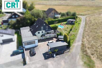 Ihr Rückzugsort am Feldrand-Mehrfamilienhaus mit Garten, Pool und Sauna in Lohra-Kirchvers - Lohra / Kirchvers