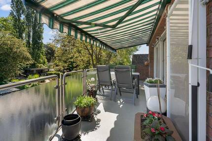 Hinreißende 3-Zimmer Dachgeschoss Wohnung mit Sonnenbalkon und Garage - Kerpen Horrem