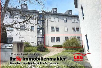 Sofort verfügbar! Helle 4-Zimmer- Erdgeschoss-Wohnung mit Balkon, Tiefgaragen- und Außenstellplatz - Bad Saulgau