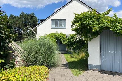 Schönes Zweifamilienhaus in ruhiger Lage - Bornheim