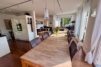 Exklusives Penthouse mit Aufzug direkt in die Wohnung - Freiberg am Neckar