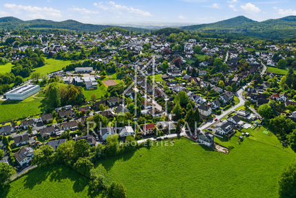 Grundstück zu verkaufen in Bad Honnef 279.000,00 € 961 m²