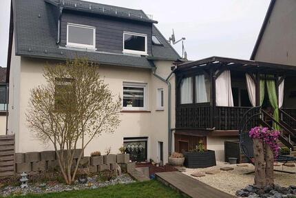 3 wohneinheiten in haiger - 345.000,00&nbsp;EUR Kaufpreis, ca.&nbsp; 320,00&nbsp;m&sup2; in Haiger (PLZ: 35708)