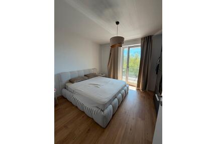 Zwischenmiete - Juni-Sep: Moderne 4-Zimmer-Wohnung - Berlin Reinickendorf