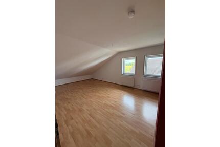 Dachgeschosswohnung - 600,00&nbsp;EUR Kaltmiete, ca.&nbsp; 70,00&nbsp;m&sup2; in Limburg an der Lahn (PLZ: 65552) Eschhofen
