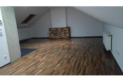 Dachgeschosswohnung Stadtmitte - 500,00&nbsp;EUR Kaltmiete, ca.&nbsp; 60,00&nbsp;m&sup2; in Bottrop (PLZ: 46236)