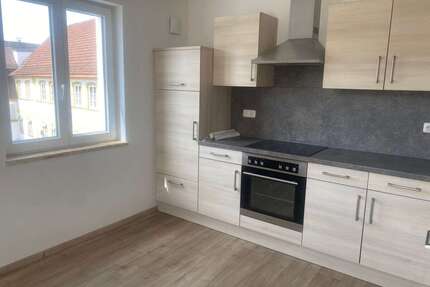 Wohnung zum Mieten in Siegenburg 1.100,00 € 130 m²
