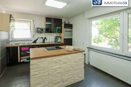 Haus zum Kaufen in Rüsselsheim 549.000,00 € 239 m²