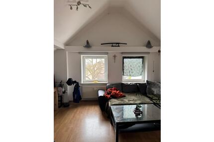Dachgeschoß-Wohnung mit Weitblick in Arnstorf