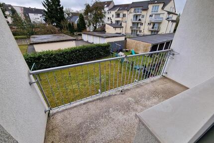 Schöne 2 Zimmer Wohnung mit Balkon in Mülheim - Broich - Mülheim an der Ruhr