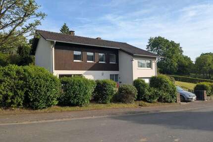 Haus zum Kaufen in Hilders-Wickers 470.000,00 € 160 m²