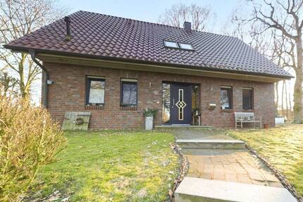 RESERVIERT: Doppeltes Glück auf dem Doosthof: Charmantes Einfamilienhaus mit Nebengebäude - Ahlerstedt Kakerbeck