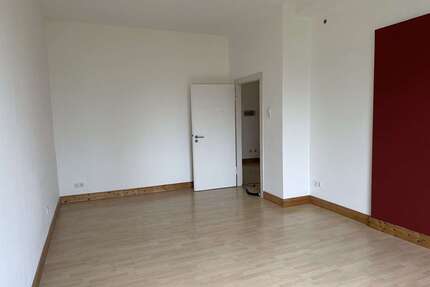 Wohnung zum Mieten in Düsseldorf 1.300,00 € 100 m²