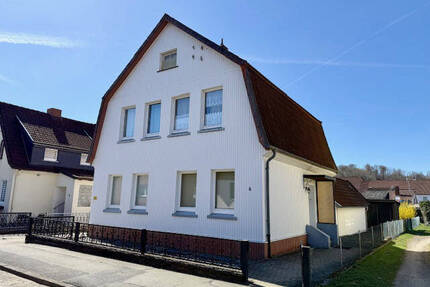 **leider schon reserviert** - 105.000,00&nbsp;EUR Kaufpreis, ca.&nbsp; 150,00&nbsp;m&sup2;&nbsp;Wohnfl&auml;che in Bad Lauterberg (PLZ: 37431)