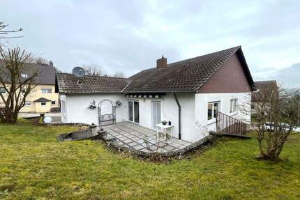 Einziehen & Wohlfühlen - saniertes Einfamilienhaus in Köllerbach - Püttlingen / Köllerbach