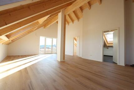 Dachgeschossgewohnung in zentraler Lage - Zwiesel