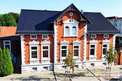 Haus zum Kaufen in Pritzwalk 185.000,00 € 288 m²