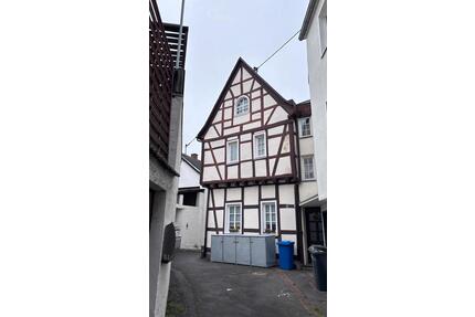Linz am Rhein komplett renovierte Dachgeschoßwohnung - Sankt Katharinen