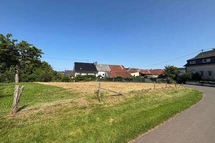 Grundstück zu verkaufen in Wawern 20.000,00 € 621 m²